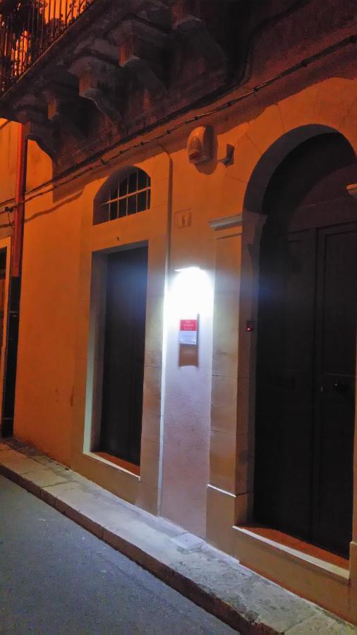 Apartament Casa Dell'Aquila Barocca Ragusa Zewnętrze zdjęcie